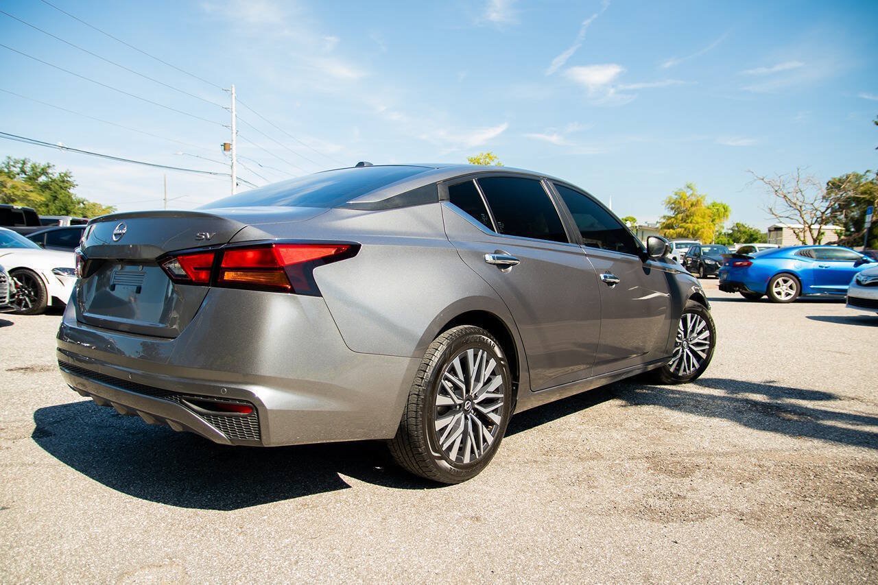 Used 2023 Nissan Altima 2.5 SV FWD image 13