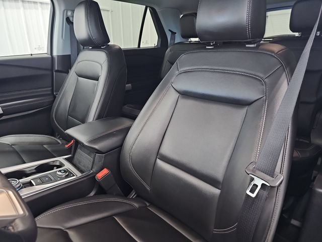 Certified 2023 Ford Explorer XLT w/ Equipment Group 202A AWD/4WD image 40