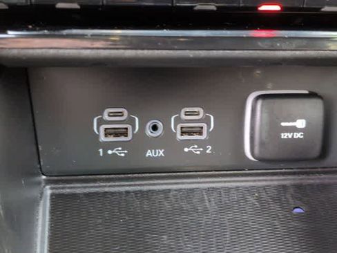 Used 2023 Jeep Grand Cherokee Altitude AWD/4WD image 29