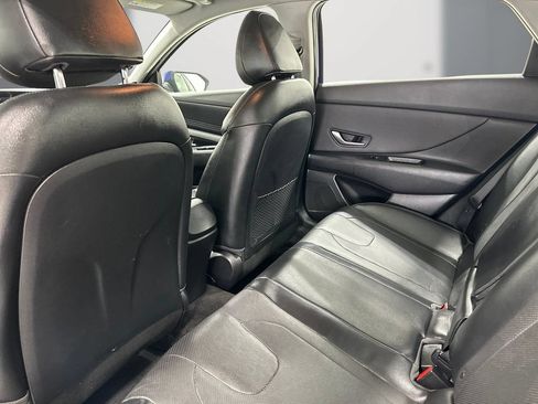 Used 2023 Hyundai Elantra Limited w/ Cargo Package FWD image 15