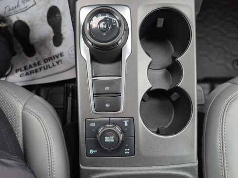 Used 2025 Ford Bronco Sport Badlands image 34