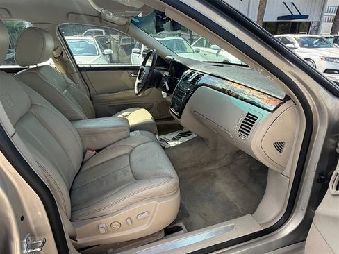 Used 2009 Cadillac DTS FWD image 11