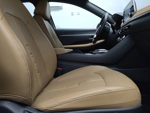 Used 2020 Hyundai Sonata SEL w/ Premium + Sunroof Package FWD image 21