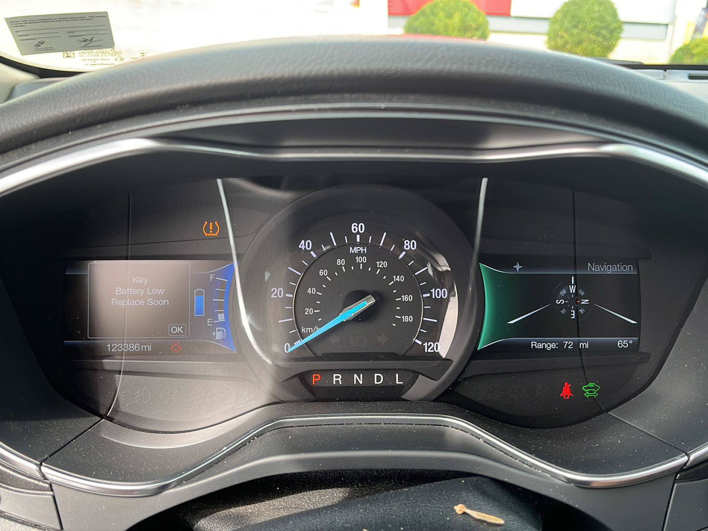 Used 2017 Ford Fusion Energi Titanium FWD image 6