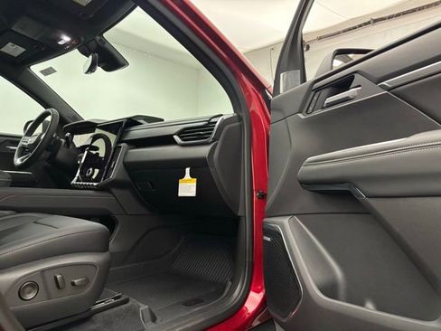 New 2026 GMC Acadia Elevation w/ Elevation Premium Package AWD/4WD image 33