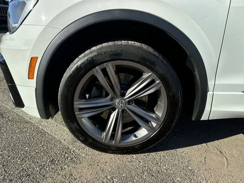 Used 2019 Volkswagen Tiguan SEL R-Line w/ 3rd Row Seat Package image 14