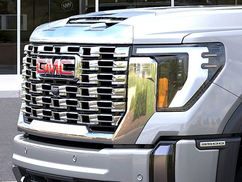 New 2026 GMC Sierra 3500 Denali AWD/4WD image 13