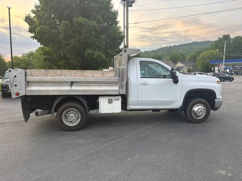 Used 2024 Chevrolet Silverado 3500 LT w/ Convenience Package AWD/4WD image 6