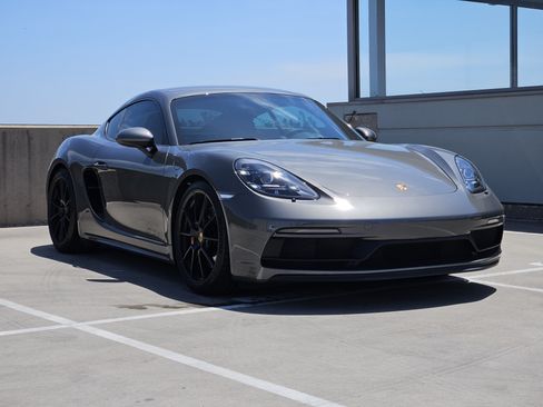 Used 2024 Porsche 718 Cayman GTS RWD image 10