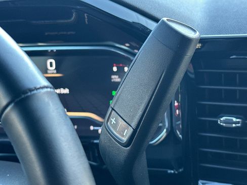 Used 2025 GMC Sierra 1500 Elevation image 33