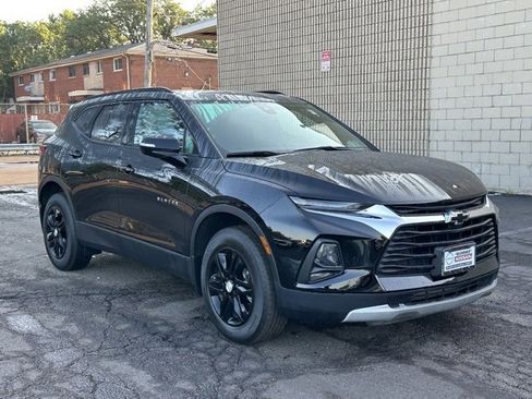 Used 2022 Chevrolet Blazer LT image 3