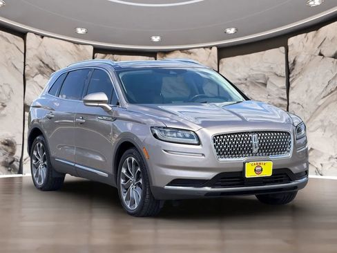 Used 2021 Lincoln Nautilus Reserve w/ Class II Trailer Tow Package AWD/4WD image 3