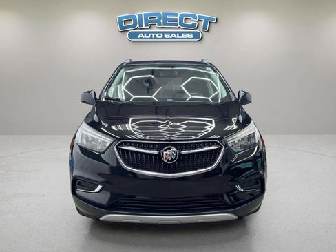 Used 2020 Buick Encore Preferred FWD image 2