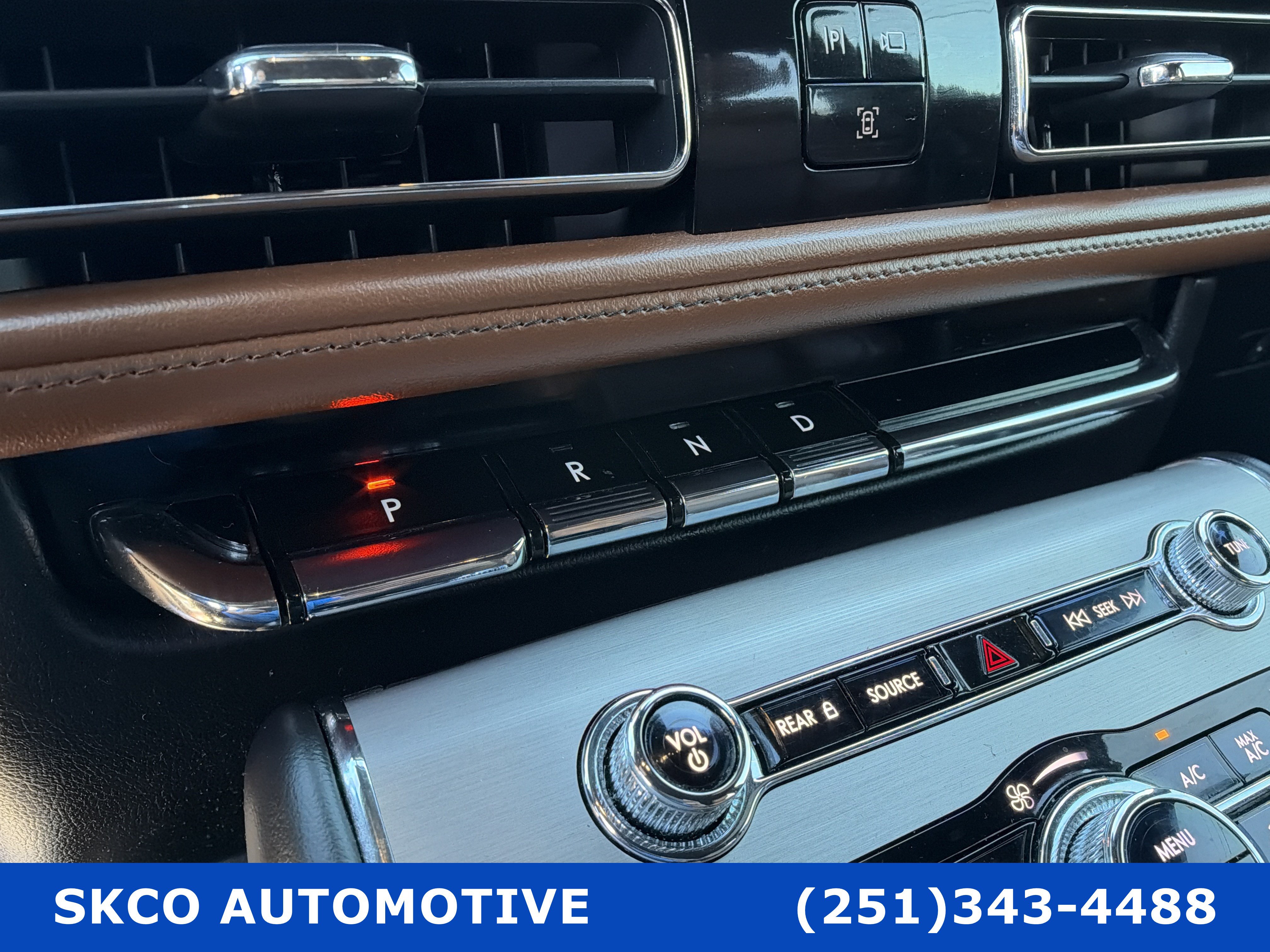 Used 2020 Lincoln Aviator Reserve w/ Equipment Group 201A RWD image 23