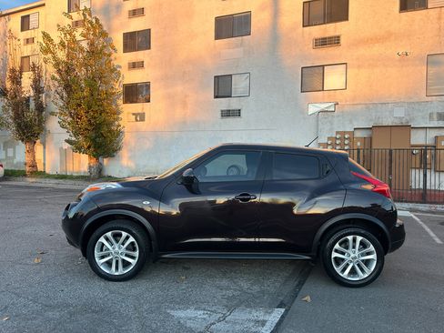 Used 2014 Nissan Juke S image 2