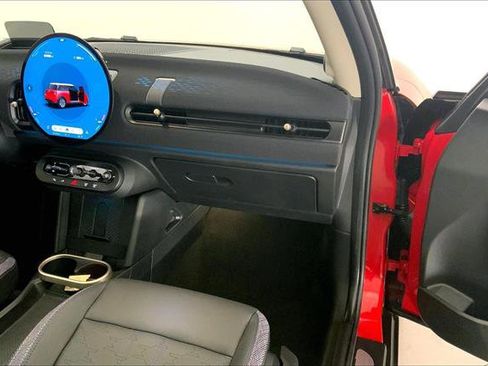 Certified 2025 MINI Cooper S image 23