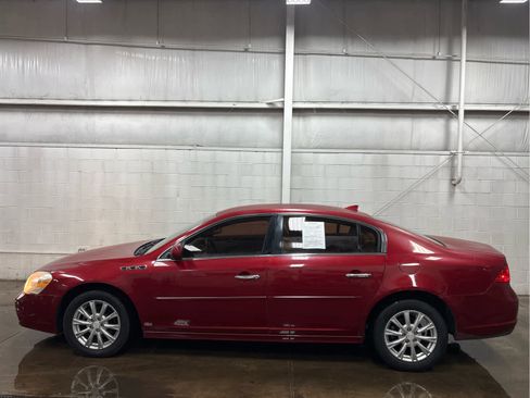 Used 2011 Buick Lucerne CX image 5