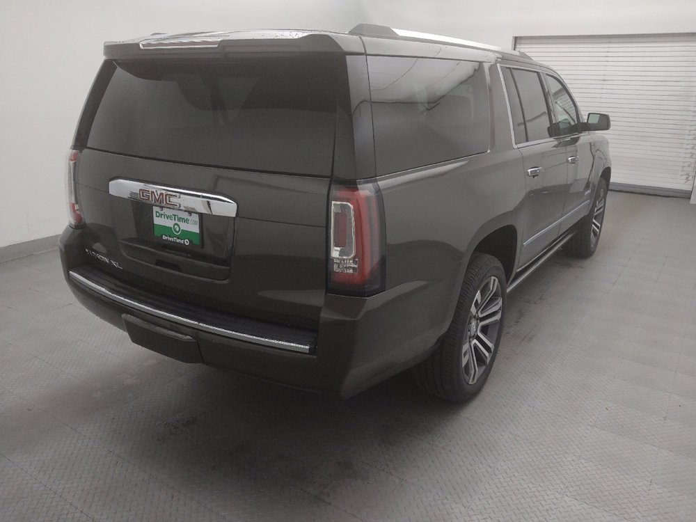 Used 2019 GMC Yukon XL Denali w/ Denali Ultimate Package RWD image 7