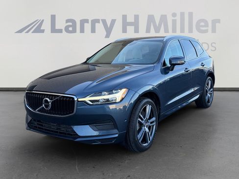 Used 2018 Volvo XC60 T6 Momentum w/ Convenience Package image 1