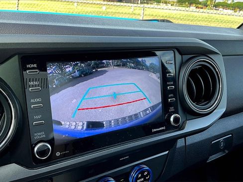 Used 2020 Toyota Tacoma SR5 image 23