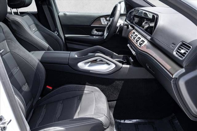 New 2026 Mercedes-Benz GLE 53 AMG 4MATIC Coupe image 27