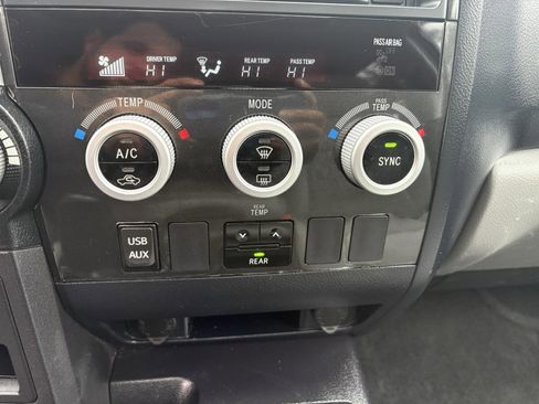 Used 2019 Toyota Sequoia SR5 image 38