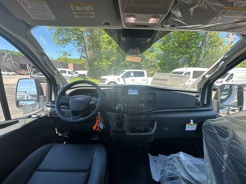 New 2025 Ford Transit 250 Low Roof w/ Load Area Protection Package RWD image 19