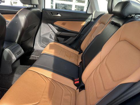 Used 2022 Volkswagen Jetta SEL image 12