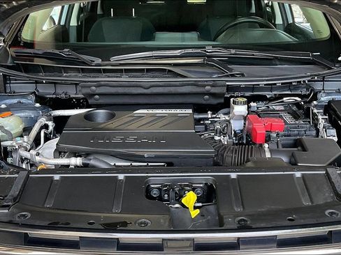 Used 2025 Nissan Rogue SV FWD image 26