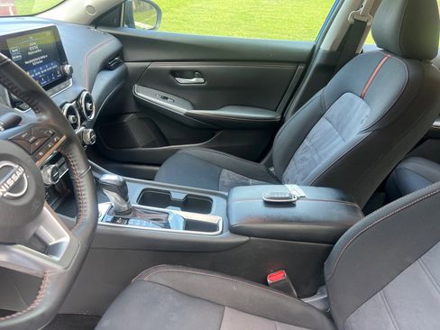 Used 2024 Nissan Sentra SR FWD image 24