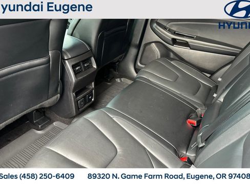 Used 2019 Ford Edge Titanium w/ Cold Weather Package image 19