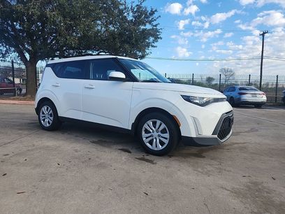 Used 2023 Kia Soul LX