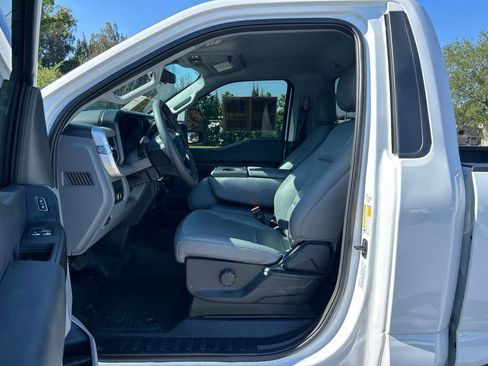 Used 2025 Ford F250 XL AWD/4WD image 9