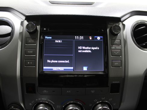 Used 2016 Toyota Tundra SR5 w/ SR5 Upgrade Package image 14