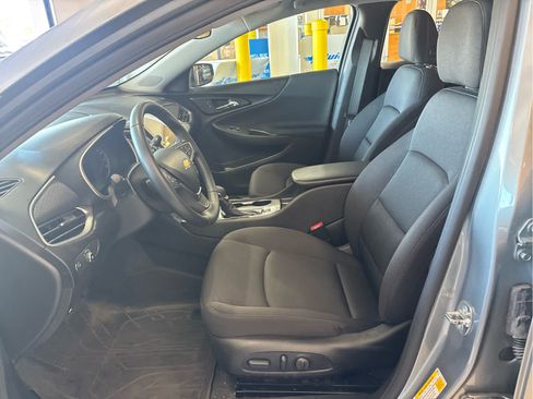 Used 2024 Chevrolet Malibu LS FWD image 22