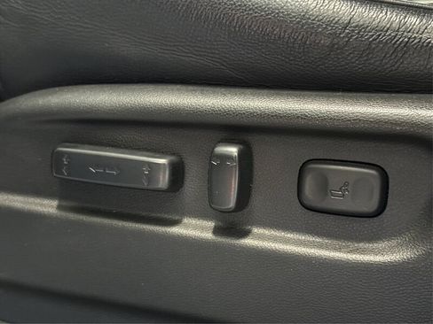 Used 2018 Honda Pilot Touring image 18