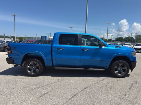 Used 2023 RAM 1500 Big Horn AWD/4WD image 4