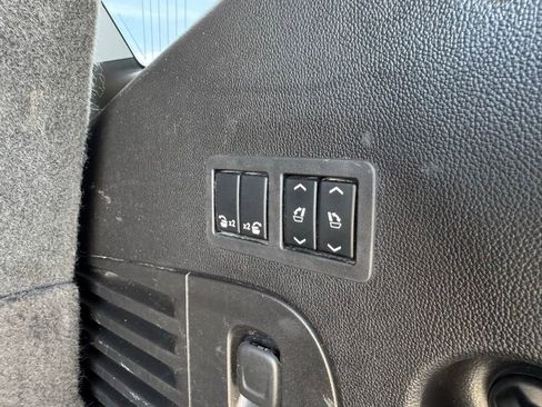Used 2016 Chevrolet Tahoe LTZ AWD/4WD image 43