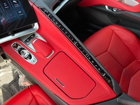 Used 2024 Chevrolet Corvette Stingray Preferred Cpe w/ Z51 Performance Package image 22