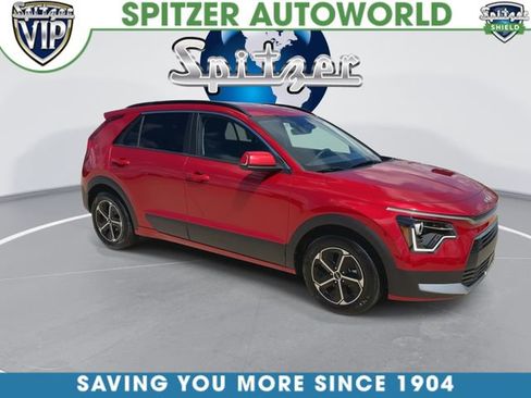 Used 2023 Kia Niro EX FWD image 2