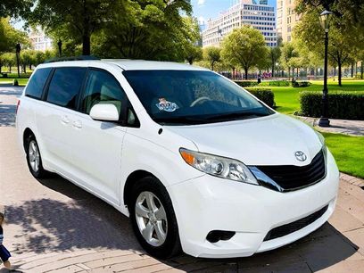 Used 2012 Toyota Sienna LE