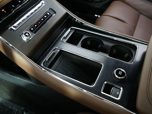 New 2026 Lincoln Aviator Reserve AWD/4WD image 33