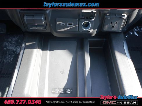 Used 2021 GMC Sierra 3500 Denali w/ Denali Ultimate Package AWD/4WD image 32