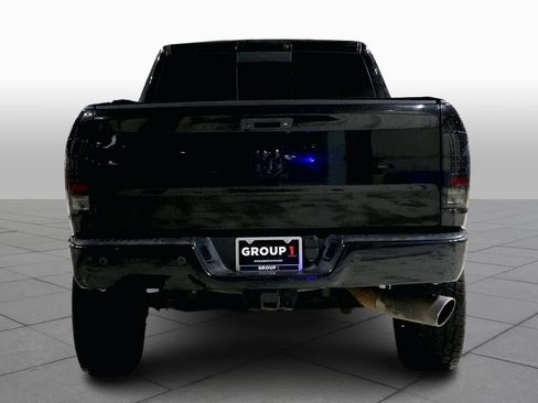 Used 2015 RAM 2500 Laramie w/ Black Appearance Group image 5