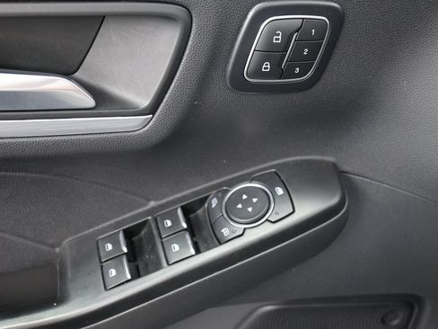 Used 2025 Ford Escape Platinum AWD/4WD image 27