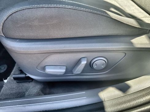 Used 2022 Hyundai Elantra SEL w/ Convenience + Premium Package image 20