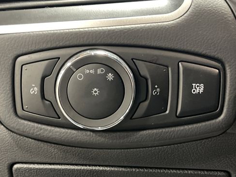 Used 2024 Ford Edge SEL image 20