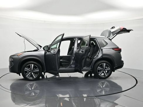 Certified 2024 Nissan Rogue SL w/ SL Premium Package FWD image 48