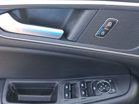 Used 2024 Ford Edge SEL AWD/4WD image 14