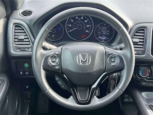Used 2019 Honda HR-V Sport image 18